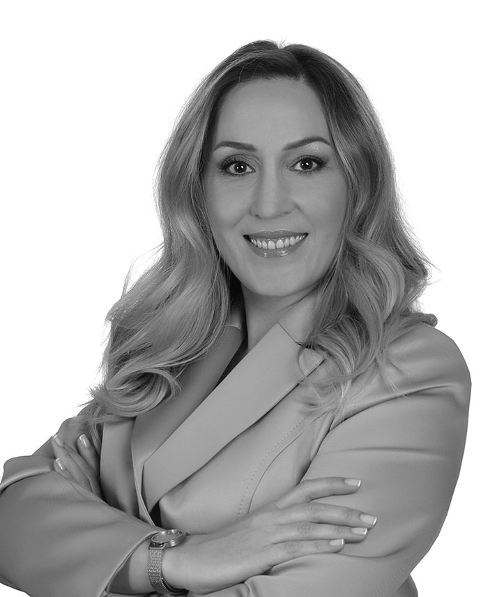 Esra Akdoğan Esra Akdoğan